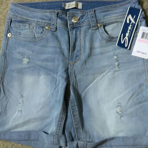 Seven7 Destressd Jean Shorts - Picture 5 of 7
